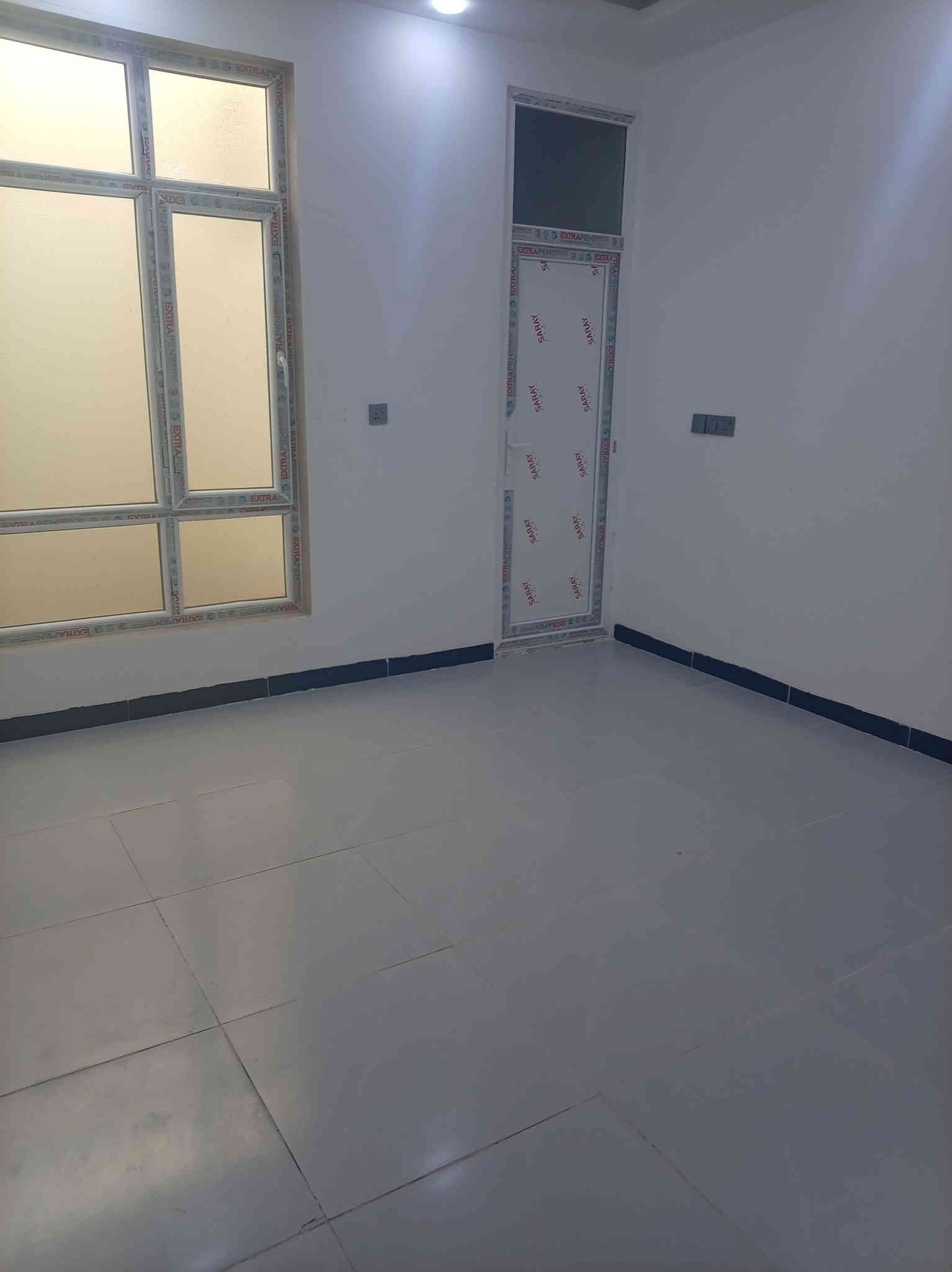 دار 140 متر ركن مربع على شارعين خدمات كامل موقع مميز بناء صفر مامسكون فول ماشي فول مواصفات طابو صرف العنوان كركوك قادسية الثانية قرب مولدة سعدون  للبيع 
السعر 140 مليون وبي مجال
الاتصال و الاستفسار الاتصال على الرقم التالي أو مراجعة مكتب النور الكبير للعقارات والمقاولات ***********
