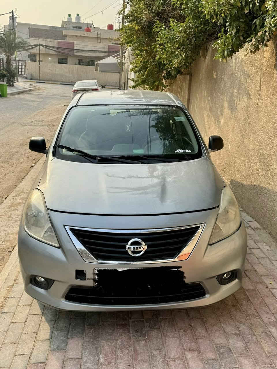 السلام عليكم

نيسان فيرسا 2014  امريكي بيها جاملغ وبنيد بدون دواخل تبريد فول 

سياره رقم بابل الجديد وهزه جديده بسمي سياره مداور ثاني يوم 

مكاني كربلاء حي الحسين 

***********
