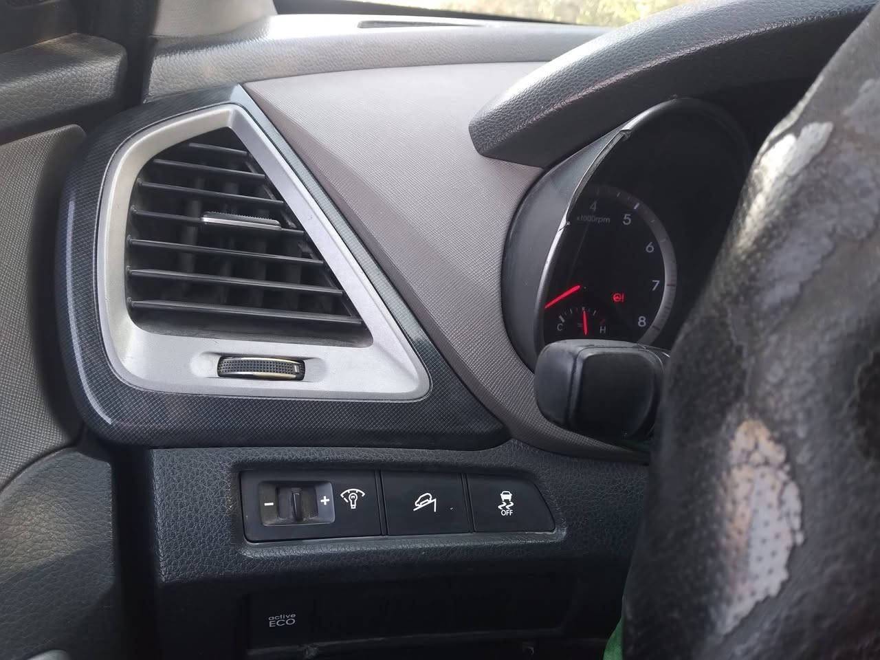 سنتافيه ١٣ رقم بابل مشروع وطني بسمي مكاني بغداد سياره وارد امريكي بيها جاملغ وبنيد سياره جاهزه مكينه ٢٤٠٠ اربعه سلندر خمسه راكب فول عدا بصمه والفتحه تحكم جهتين ايكو مانع انزلاق تدفئه بلكشنات قطعتين تبريد سياره جاهزه وكامله وسعر ١٢٧ وبيها مجال ***********
