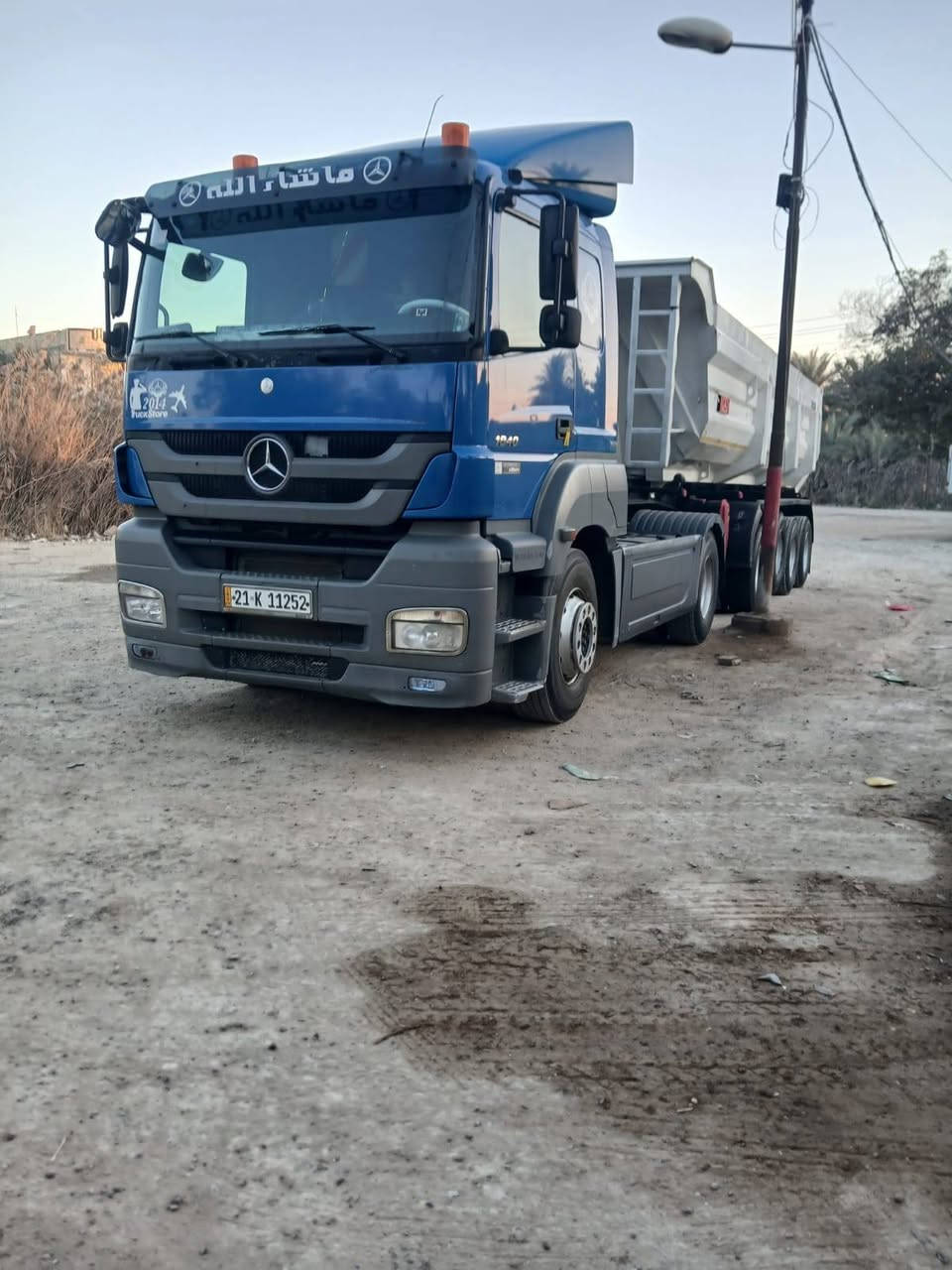 سلام عليكم اكسور 2014 رقم سليمانية باسمي تخم تاير جديد وسيارة جديدة مكاني بغداد ***********
