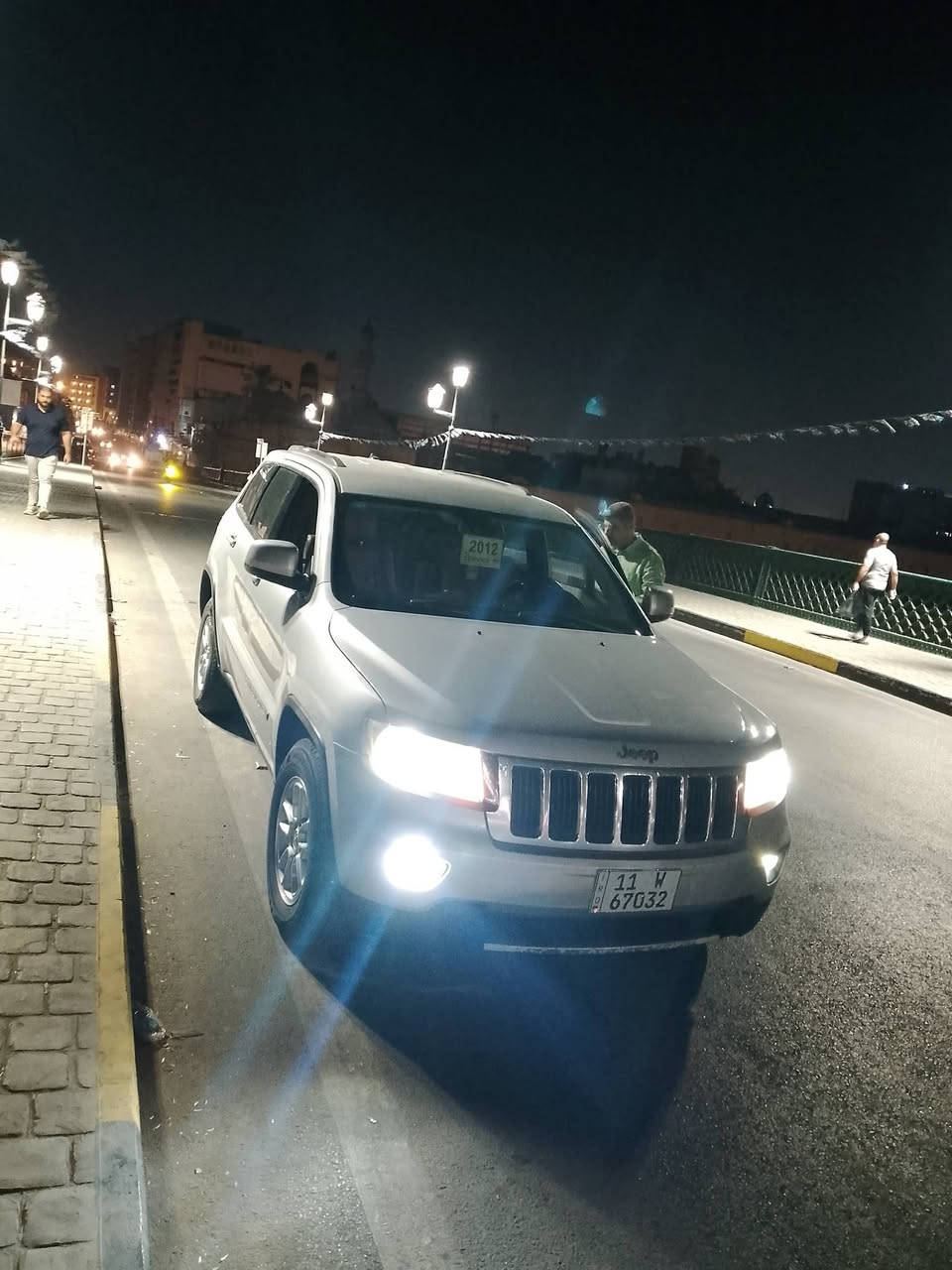 ***********/جيب شيروكي 2012 كفاله عامه وارد امريكي كلين بدون ضرر المكان واسط الصويره
