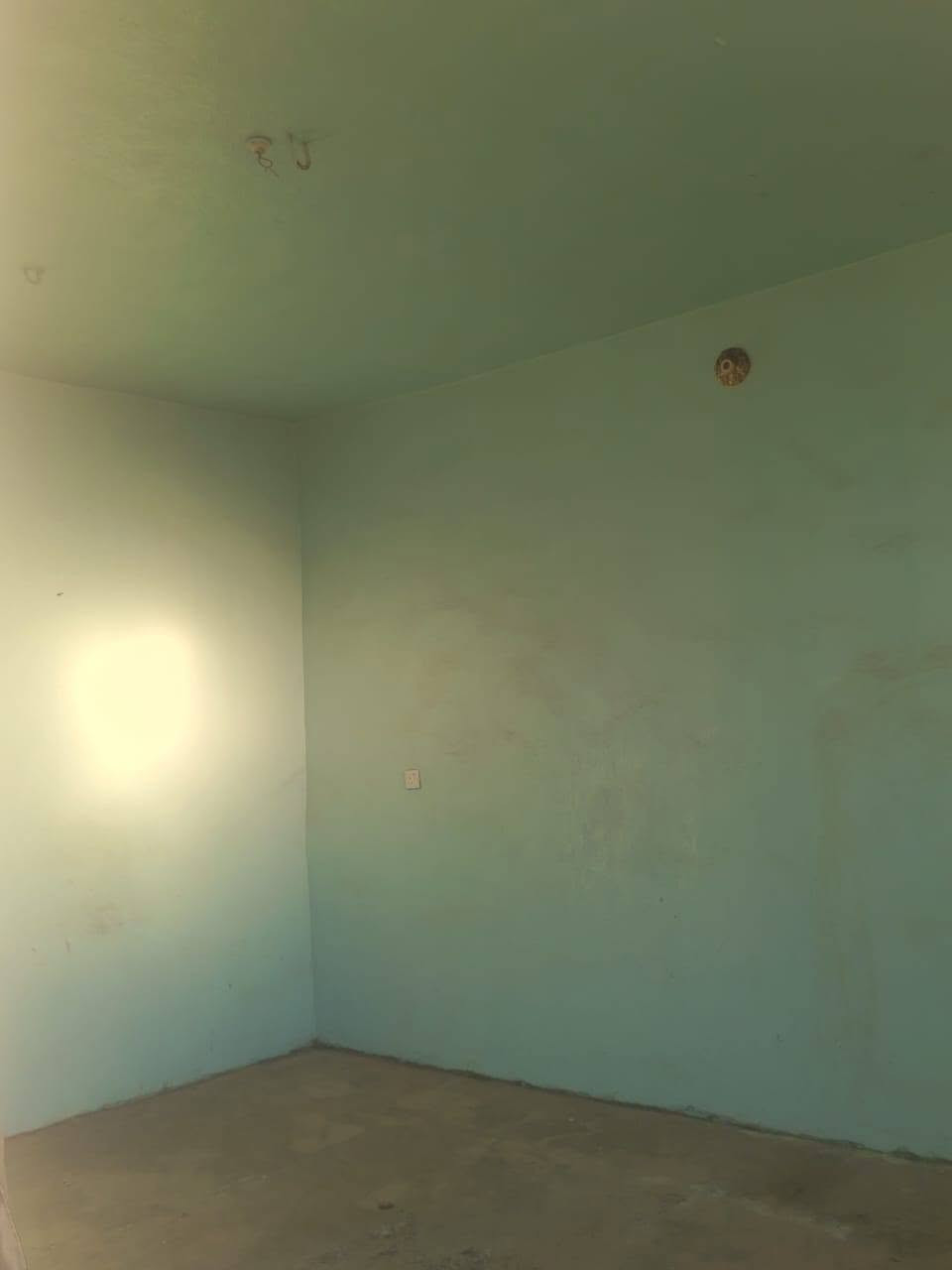 🏡 فرصة مميزة لامتلاك دار سكني في موقع ممتاز 🏡

📍 الموقع: حي الإمام – خلف ثانوية بغداد
📐 المساحة الكلية: 177 متر مربع
📄 صنف الدار: سند زراعي (25) تحويل مباشر

✅ حي متكامل الخدمات
✅ متوفر ماء وكهرباء
✅ شوارع مبلطة
✅ موقع هادئ ومناسب للعائلة
✅ قريب من المدارس والأسواق والخدمات العامة

💰 السعر: 42 مليون دينار عراقي قابل للتفاوض

للاستفسار والمعاينة:
📞 ***********

نسيم صفاء للعقارات
ثقتكم أساس نجاحنا
