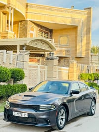 للبيع جارجر2015   اصل رقم بغداد بسمي هزه وفحص جديده  بيها 3 قطع صبغ فق...