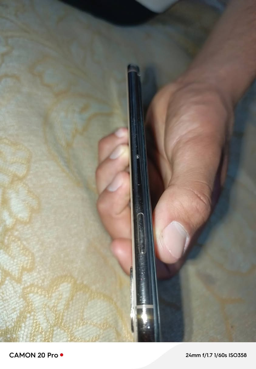 السلام عليكم 
جهاز للبيع ايفون اكس ماكس 
عطلان خريطة وشاشه 
سعر 25قفل


**إذا كنت صاحب هذا الإعلان وتريد حذفه لأي سبب، رجاءا أرسل رسالة إلى الدعم الفني**