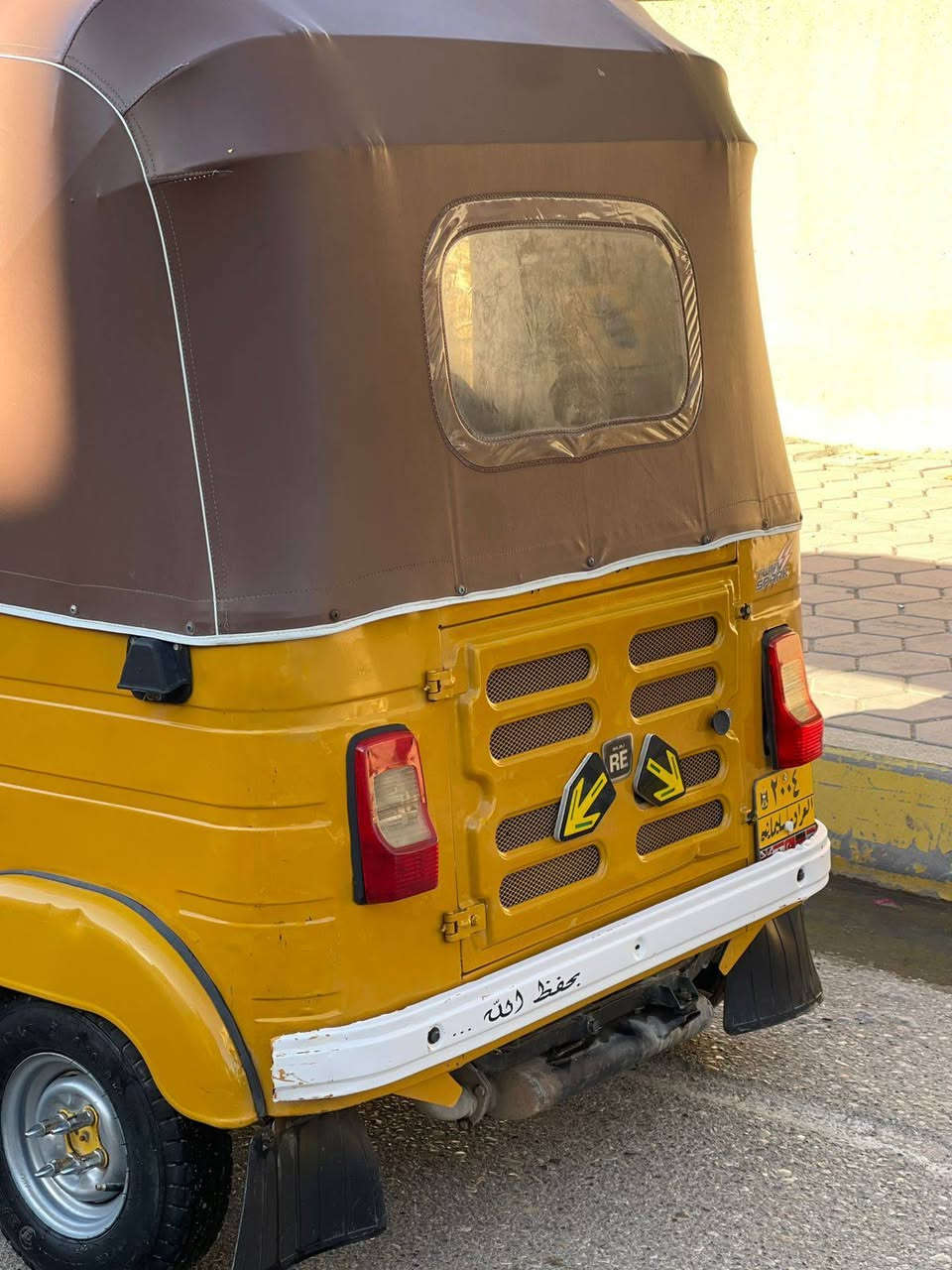 السلام عليكم
تكتك لبيع موديل 2020 
الرقم بغداد 
تكتك نضيفه ما ناقصهة أي شي 
الرقم الهاتف:***********
