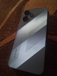 انفنكس نوت30 بلي • ١٢٨ • شاشة مكسورة