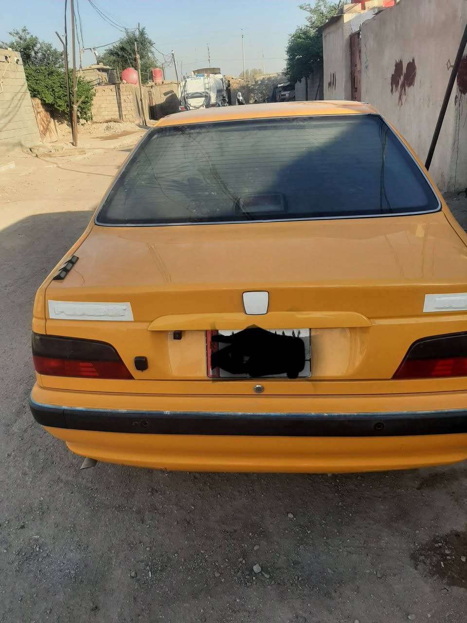 السلام عليكم سياره لبيع بيجو باص مكفوله مصفره من الهيئ رقم بصره  مديل 2٠2٠ سياره اقصاد لسياره حلو وجديده وكلشي شغل بيه تبريد ومكفوله من لضربه ومن لصبغ لسياره جاهزه                                                                                        لعنوان خور لزبير ولاتصال ع ***********
