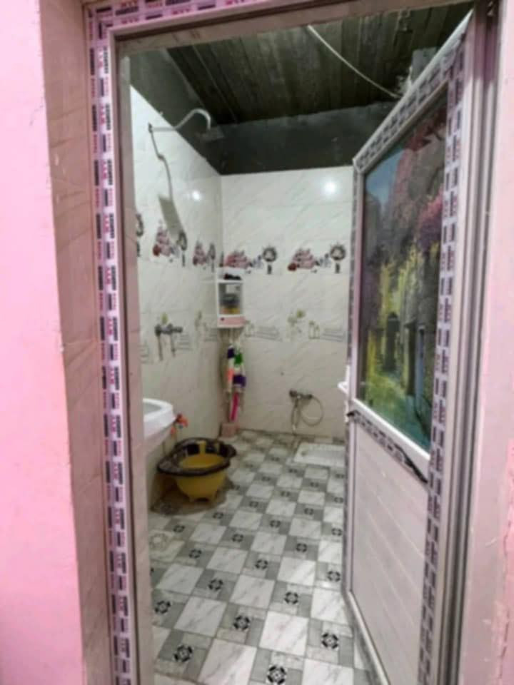 دار للبيع   حي الحكم قرب مستوصف الحكيم  يرهم مراوس 

مناطق المطلوبه للمراوس (الشراكيه الثالثه او حي الشرطه حي العمال الضجريه ) 

المساحه  (130) متر طابقين بناء كونكريت مسلح 

ط الاول غرفتين وصاله واستقبال ومطبخ 
ط الثاني غرفه وصاله ومجمع صحي 

السعر (125) 

للاستفسار الاتصال ع الرقم (***********)
