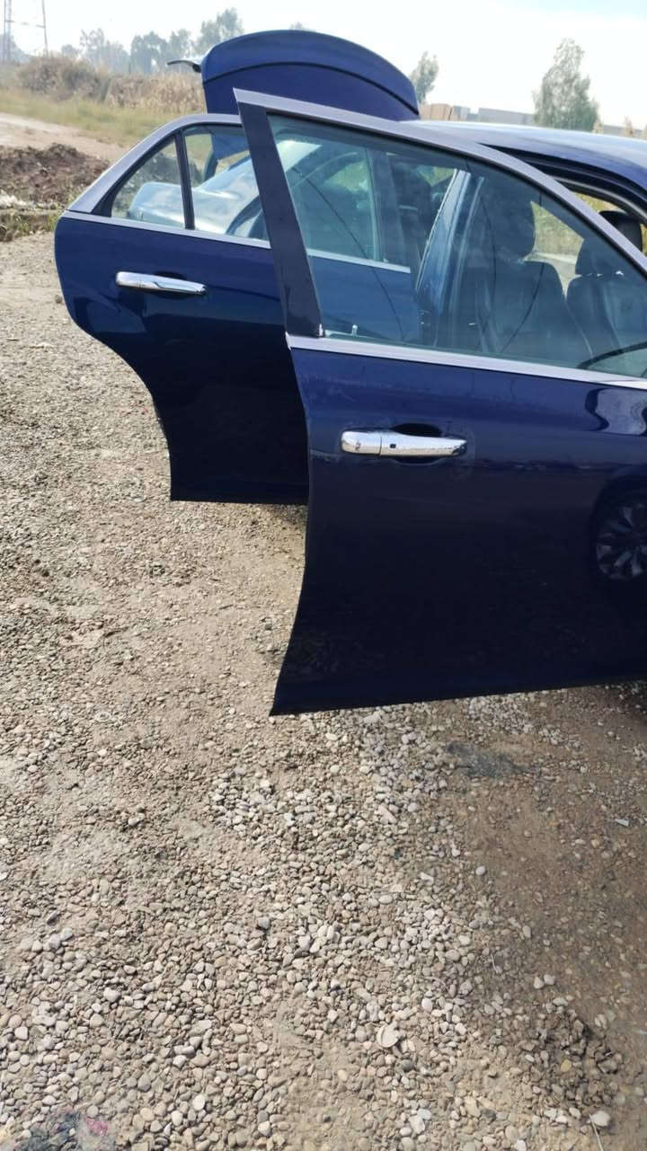 السلام وعليكم البيع أوباما 14$فول رقم بغداد دولي بسمي سياره ((فور ويل ملغي)) مناقصها شي  بس ستر ربك السعر 168وبيها مجال شويه مكان السيارة ديالئ بعقوبة اخوان غير متواجد على فيس الشراي يتصل وبي خير ويدلل ***********نرفع المنشور ياالله ياالله ياالله
