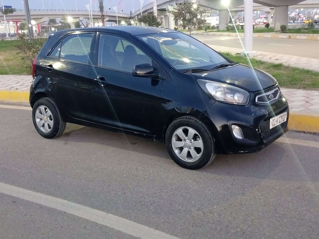 كياء بي كاندو موديل 2012 بدون صبغ محرك 16 كيرAT قطرتين مرغوب سنه ويه جديد كوبون   كامل سعر73...*********** فول اتماتيك
