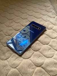 سامسونج S10 5G • ١٢٨ قيقا • شاشة مكسورة