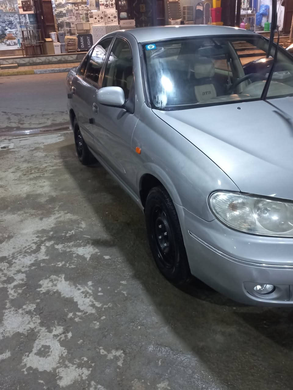 سلام عليكم نيسان م 5  مصبوغه حزام من دعاميه لدعاميه ادامه تجي وشوف بنفسك مكاني بغداد بسمي هزه ورقم دولي السعر ٩٥ بيه مجال بصيط اتصل وحاضر هاتف *********** بي وات ساب
