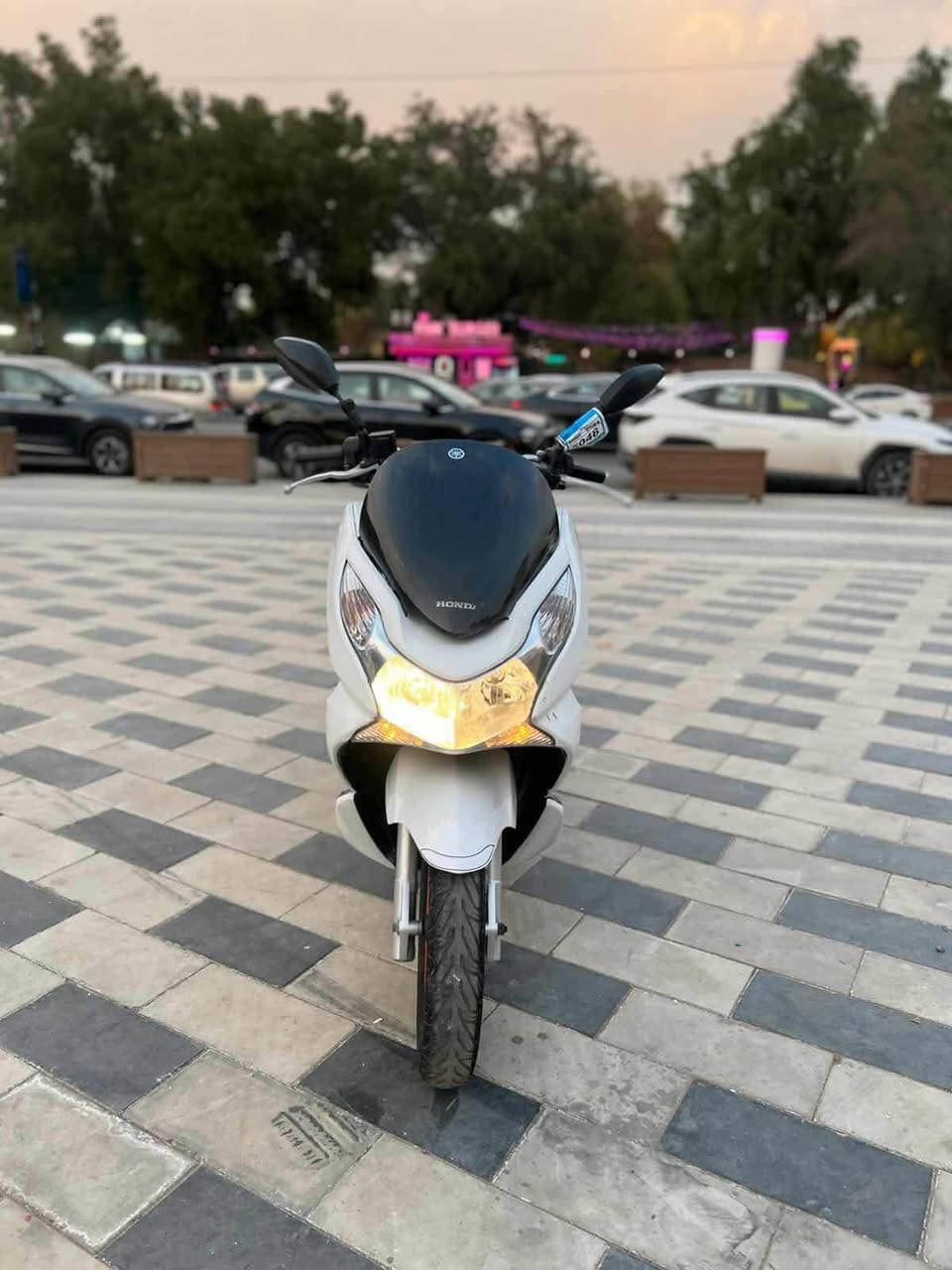 دراجة بي سي اكس جيل الاول ياباني
مكينة مكفولة خير من الله 
مكينة ١٥٠ 
ماشيه ٣٧ الف
دراجة نضيفة 
حساس ازدحام شغال
الاشاير شغاله 
دراجة خير من الله 
مكاني بلديات 
سعرها 1,400,000
اي ستفسار ع هذا رقم
***********
