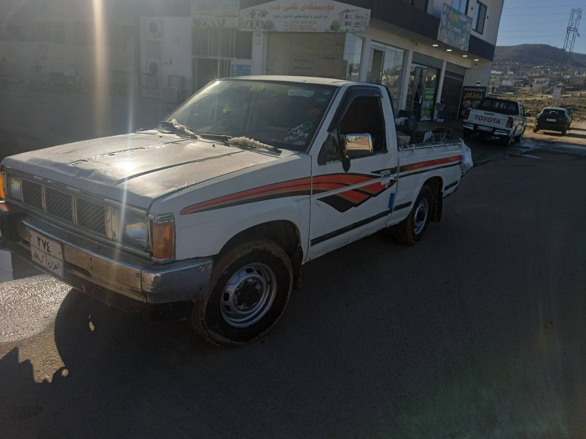 بەناوی خودا 
نیسان تاک مۆدێل ١٩٩٠ 
ئارم پلاسیک هەولێر 
گێرو مەکینە و شانسی و ئەکسلی بەشەرت ١٠٠ فیتەر کارەبای هەموو گیانی مەزبوت 
٤ تای لۆک لە ژێرە ماڵی کەسابەتە تەقەو ڕەقەی بەشەرت پێش و دوای چرکەی تیانیە تازە داگیراوە لایت و فلچەو ئیشارەت و کارەبای هەموو ئیش ئەکات پاتری لۆک بەرگە دەرگاو تاقم کوشن لۆک تێگیراوە داشبڵ لۆک 
ناونیشان سلێمانی تاسلوجە 
ڕەقەم خاوەنی 
0777 151 98 58
0750 909 05 95
جوابی کۆمێنت و نامە نادەمەوە تیل بۆ خاوەنی بکە السليمانية, العراق
