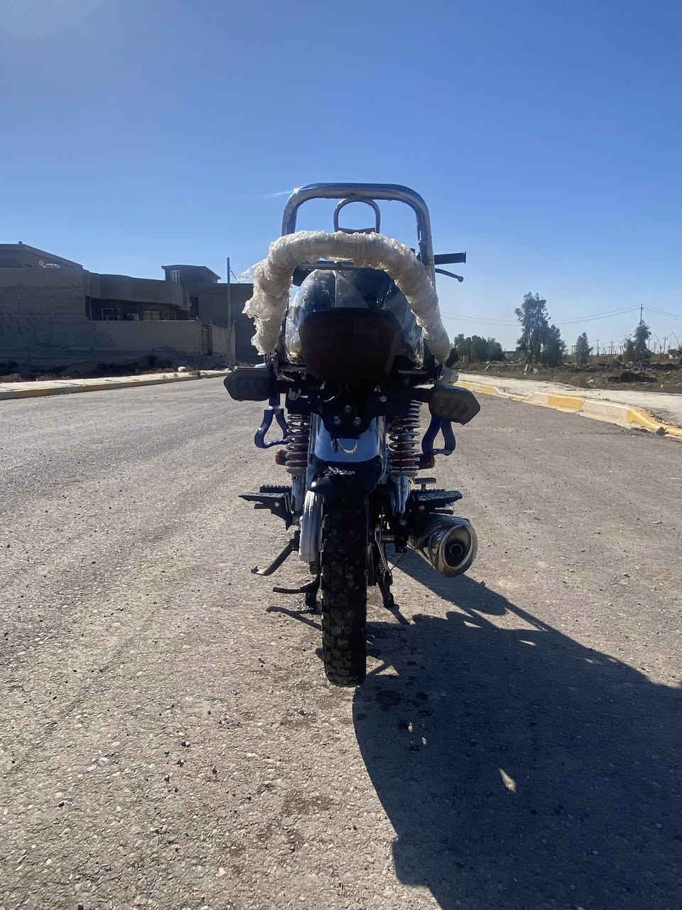 سلام عليكم 
سيفان موديل 24 شكل 25 دراجه فول نضافه منہَ تاير ل تاير  
دراجه حلوه و مرتبه  سعر (675)وبيه مجال  
مــꪆ تجي خاص تكلي دزلي صوره هاي صوره 
رقم***********
مكان شهربان حي عسكري 
ول مــꪆ شراي لحد يجي ويكلي فلان سعر 
تحياتي الكم
