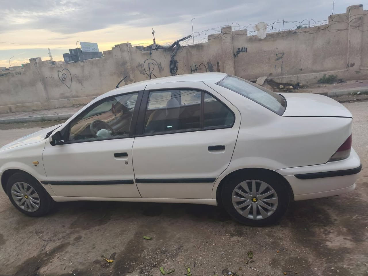 سلام عليكم سمند لبيع موديل2010سياره جديده تبريد تخم تاير حداديه جديده كيرموحرك خير من الله سعر35عوان سماوه هاتف***********
