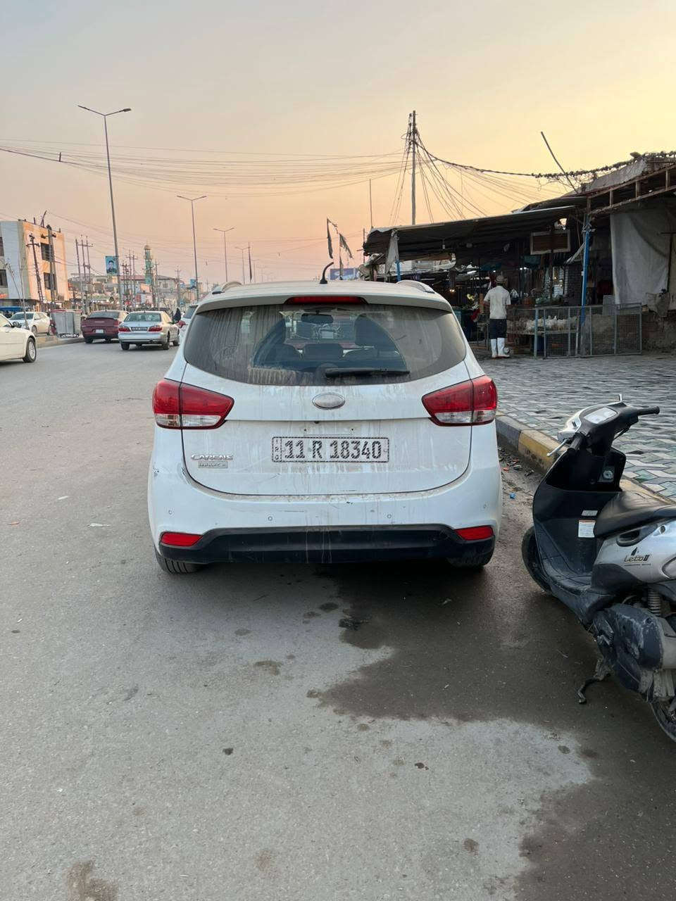 كيا كارنز ٢٠١٤ للبيع
رقم بغداد دولي بأسمي
بيها صبغ جاملغ خلفي بدون ضربه
مكينة جديده
السعر ١٢٥
للإستفسار الاتصال على الرقم
***********
