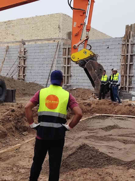 تنصيب مسبح نظام (سكيمر) مع جاكوزي نظام (اوفر فلو) لأحد الزبائن في محافضة كربلاء
شكرا للكوادر المتخصصة في هاذا المجال

# لاول_مرة_في_العراق🏊🏻‍♂️🌊 🫧

الوكيل الحصري الوحيد في العراق لشركة "شانپول" التركية للفايبر گلاس الحاصله على شهادات عالمية 🔥 
*مسابح الفايبر كلاس الجاهزة مواصفات افضل من الكونكريت و 2يوم يتنصب بمنزلك مسبح فول مواصفات

ميزات المسبح🌊
⭐️ ضمان عشر سنوات حتى تأمن
⭐️ ميتأثر لا بالحرارة و لا بالبرودة
⭐️ ضد الكسر
⭐️ اللون ابد ميتغير من نفس المادة المصنعة
⭐️ لا توجد مشاكل مثل الحجر الجيري او الطحالب و لا تحتاج الى صيانة موسمية
 ⭐️ يسمح بالتركيب بطريقتين فوق الارض و تحت الارض 
⭐️ مدة التنفيذ 2يوم
⭐️ اقل تكلفة من المسابح الكونكريت و تنصيبه اسرع من السريع ⚡️ 
⭐️ يمتاز بعدم تسريبه المياه الى أسس البيت بعكس المسابح الكونكريتية ( لانه احادي الكتلة ام معياري) 

مواصفات مسابحنا🏊🏻‍♂️
⭐️ اغلب القياسات موجودة من نظامين "السكيمر "
و الاوفر فلو(الفائض)

مكونات المسبح 💧 
⭐️ نظام فلترة ,مضخة,تأسيسات داخلية للمنظومة و المسبح,نوزلات,سكيمر او اوڤر فلو,هيتر تسخين,شلالات, بلوجكترات,خط مكنسة بالاضافة لدائرة كهربائية تتحكم بالمسبح لاطفائه و تشغيله  آلياً عن طريق تايمرات
يعني فول مواصفات💪🏻
⭐️ سُمك الفايبر  1سانتيم حقيقي

للاستفسار اكثر اتصل 📞 عل الارقام او مراسلة على الواتس آب 
***********
***********
