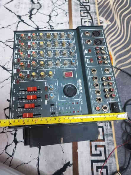 مكسر للبيع ابيع عاطل لا تسالني شنو بي السعر 60 الف يوجد توصيل لجميع المحافظات ***********
