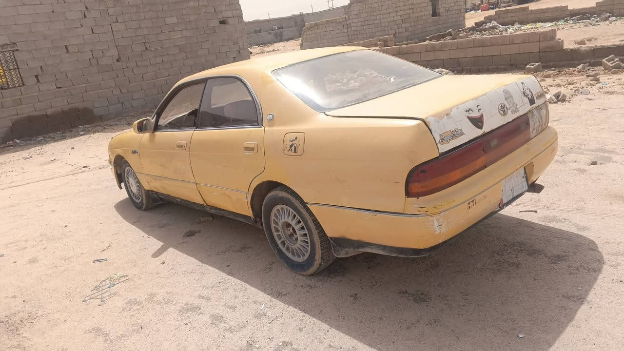 سلام عليكم سياره بطه سنويه عاج راعيها موجود مكينه كير ثنين ونص دواخل حلوه لا كص ولا نقل فقط كهربئيات شغاله المراوس حسب قناعه وبيع ب 28 مستعجل ع بيعته رقم الهاتف مكاني بصره ‏‪***********
