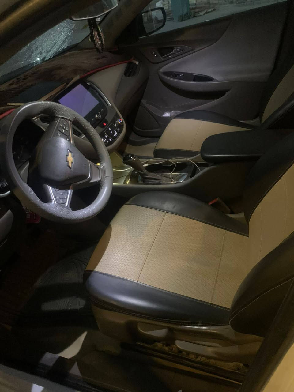 ماليبو بيضه موديل ٢٠١٩ رقم اربيل باسمي تحويل بنفس اليوم سياره نضيفه تبريد كير مكينه كلشي بيها مكفول بيها ٣ قطع بدون دواخل  ماشيه ٢٠٠ كيلو متر سعرها بلاش ١١٥ وبيها مجال سكن بغداد الشعله *********** الاتصال
