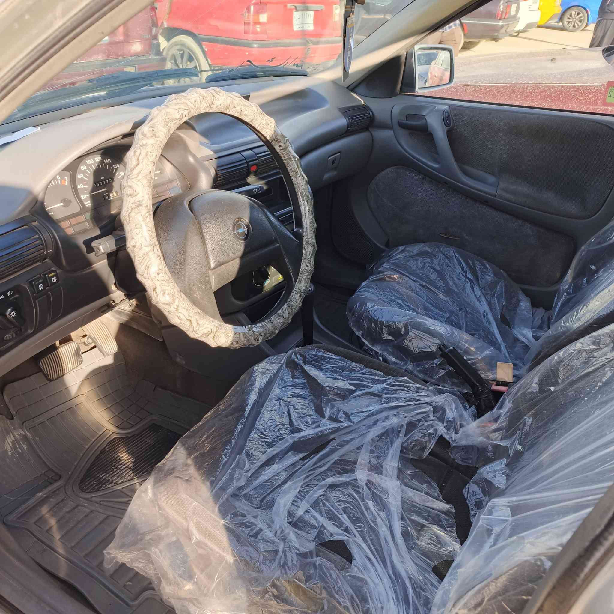 للبيع استرا موديل ٩١ محرك ١٨ بي خيط بخار مصبوخه حزام لجمايه بدون اي ضربه ولا معجون رقم تلفون *********** 

سعرها ٤٠ بي مجال
