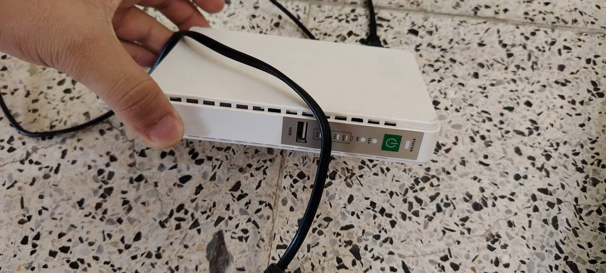 راوتر + ups مستعملات قليل للبيع 
سعر قفل 20


**إذا كنت صاحب هذا الإعلان وتريد حذفه لأي سبب، رجاءا أرسل رسالة إلى الدعم الفني**