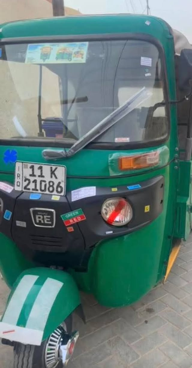 السلام عليكم
تكتك موديل 21 للبيع
تكتك الله شاهد ما متعوبه
صار عندي ضرف واريد ابيع 
النضافه كدام عينك 
السعر 7 وميتين بيها مجال مستعجل عل بيع
الاتصال***********
