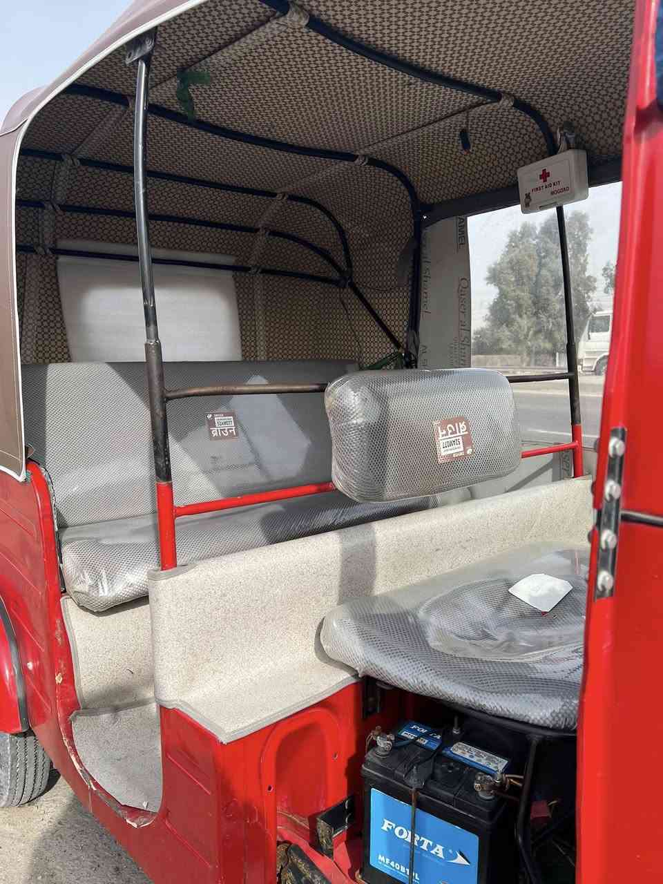 سلام عليكم تكتك 2017 معمره تعمير عام تكتك  حلوه ونضيفه رقم وسنويه بسمي مكاني بغداد جسر ديالى ***********
