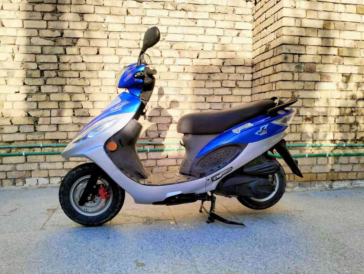 للبيع دراجة كامكو في تو موديل 2015 فحل فووول نظافه مكاني الشطرة حي المعلمين قرب صورة  هذا رقمي ***********
