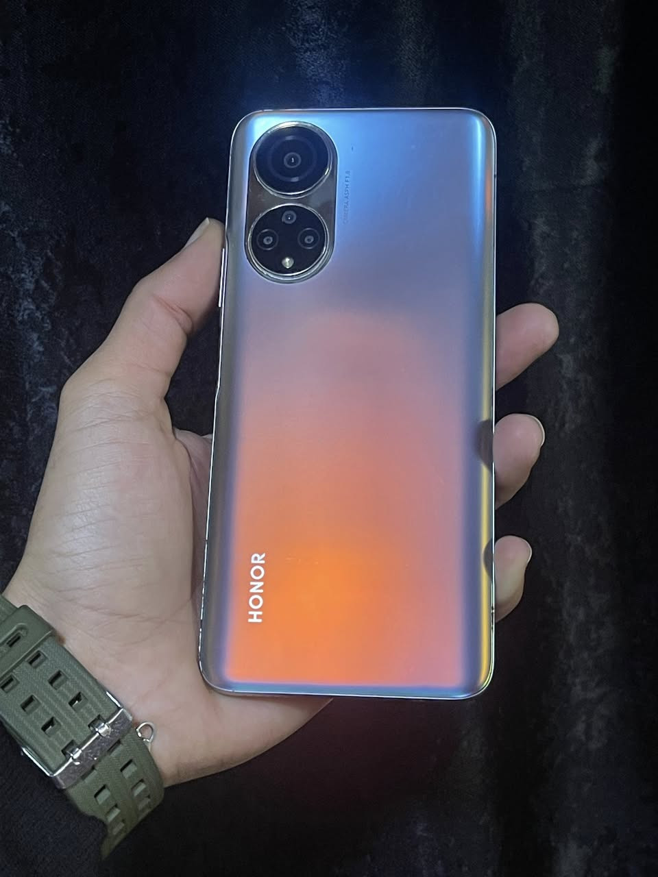 جهاز هونر X7 ذاكره 128 كيكه رام 6 بطاريه 5000 منفذ الشحن تايب سي دبل سيم او رام خارجي معالج سناب دراكون 680 ببجي 60 فريم بصمات 2 الاصبع جانبي او وجه جهاز شرط كل جسمه بلادي مامفتوح او حيل نضيف للبيع او مراوسه سعر 110 الف
***********
