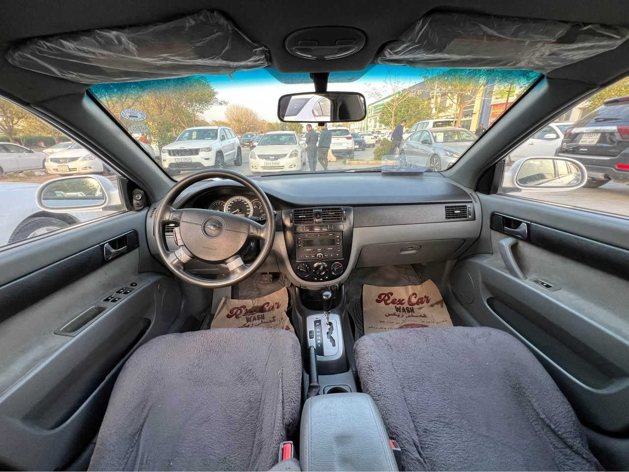 اوبترا 2014 خليجي اوتماتيك مكفولة سنوية ورقم جديد لحد 2027 تخم تايرات جديدة صدر و محرك و كير شرط ماشية 150كم سيارة جاهزة و برغي نقص مابيه سعر 98$ مكاني كلار *********** كالار, السليمانية
