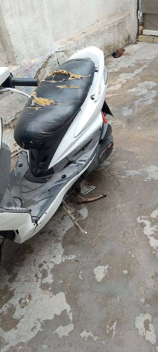 دراجة سكنس فحل دراجة حلو بغداد الشعلة 
مكينة مفتوح سعر 550 الكشن رادلة دوشهة


**إذا كنت صاحب هذا الإعلان وتريد حذفه لأي سبب، رجاءا أرسل رسالة إلى الدعم الفني**