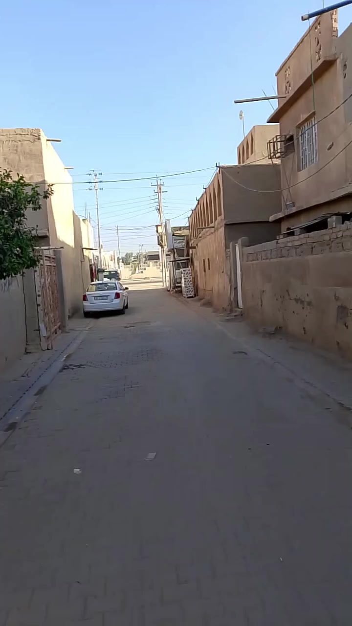 يالله بيت للبيع طابو صرف المساحه 260م  ركن على شارعين،⁦:⁠,⁠-⁠)⁩ باسمي⁦:⁠'⁠(⁩  يتكون من مشتملات عدد 2 خدمات كامله الموقع ممتاز طويريج حي العسكري شارع التفاحه  قريب شارع العام  يصلح مجمع طبي سوبرماركت ام تفصله قطع او تعوفه ع اجاره بيه مؤاجرين ساكنين بيه استفسار  اتصل وبيك خير ودلل بيع مستعجلل
***********
***********
