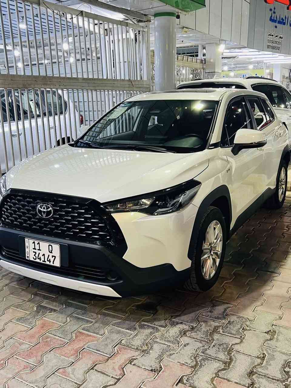 ( السلام عليكم )
كورلا كروس 2024 هايبرد ابيض ( صدفي )
وارد الصين 

السياره مكفوله من الضربات والصبغ والشخوط
 
ماشيه 40 الف 
 
                   المواصفات 
 ويل كروم حجم 17 
كامره خلفيه دواره 
اشاير بالمري 
فتحه سقف
مثبت سرعه 
تحديد مسار
قياده ذاتيه 
مانع اصطدام 
فووول تحكم ستيرن
شاشه داشبول 
شاشه ديتجال 
سايد بريك بصمه
اوتو هولد
كراسي مخمل
لايت عدسات هايلوجين
قطعتين تبريد
تبريد شاشه 
منافذ شحن عدد 2

السياره مكانها بغداد 

 وبعد المواصفات المعروفه 
السعر (175$) وبيه مجال للشراي 
للاستفسار ***********
