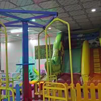 کرجى ژين • العاب مجانيه • مكان مغلق