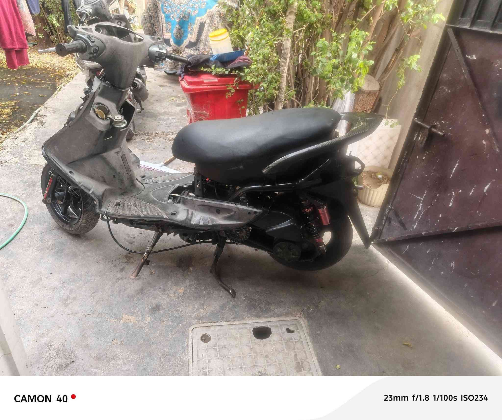 سلام عليكم سكنز فحال مزوده سبايدر كاربوني دبلات رياضي بوشة 59 ورولة رياضيه صلنصة رياضية نحلة واقية كاربون ألياف فلتر شوتة رياضي مكان بغداد الجديدة نعيرية سعر 425/ ***********
