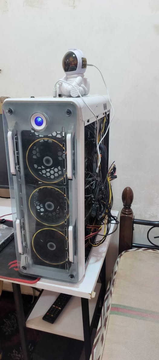 تجميعة بسعر 400 الف دينار
Ryzen 5 4650g
Gigabyte b450 ds3h
Rx 580 8 gb
2×8 gb ddr4 3200
M.2 256gb
Hdd 500gb
Gamdias 500watt rgb
الكيس من gamemax ٤ مراوح rgb
بس مابيه جامة ولاظهر مثل ماموضح بلصور والفديو

ملاحظة : البورد والمعالج و m.2 والرام ماخذه من انس
والبور سبلاي اخذته من العالمية


**إذا كنت صاحب هذا الإعلان وتريد حذفه لأي سبب، رجاءا أرسل رسالة إلى الدعم الفني**