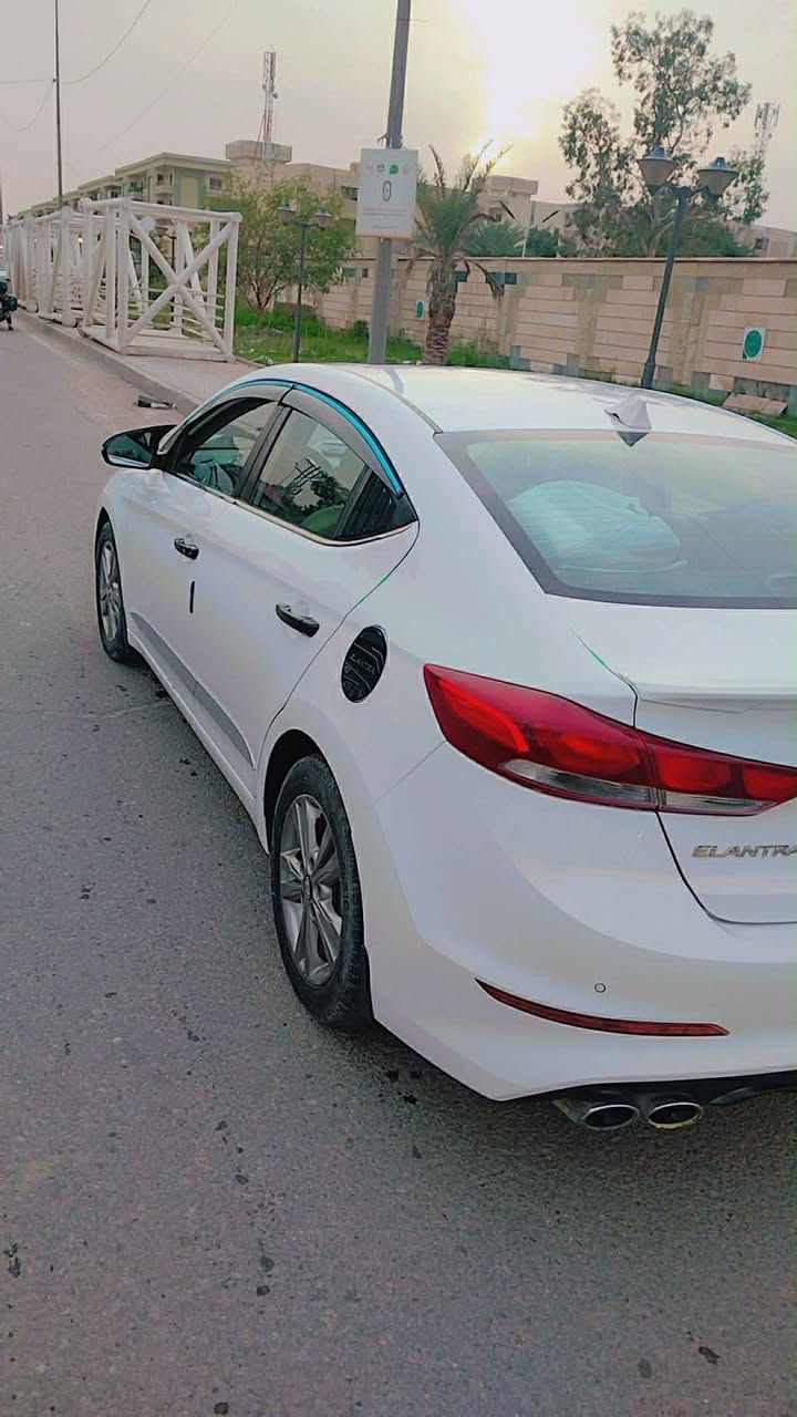 النترا2017 خليجي
(مواصفات) 
🔹سلايت
🔹3نظام
🔹تبريد مركزي
🔹2مفتاح 🔑
🔹ماشي قليل 
🔹5ويل كروم
لتفاصيل 📩كفاله عامه حتى من الرصعه 
اني مكلف بل النشر 
راعيه مستعجل على بيعه
📍واسط مركز المدينه 
رقم الهاتف ‭٠٧٧٢ ٤٣٦ ٣٢١١‬
