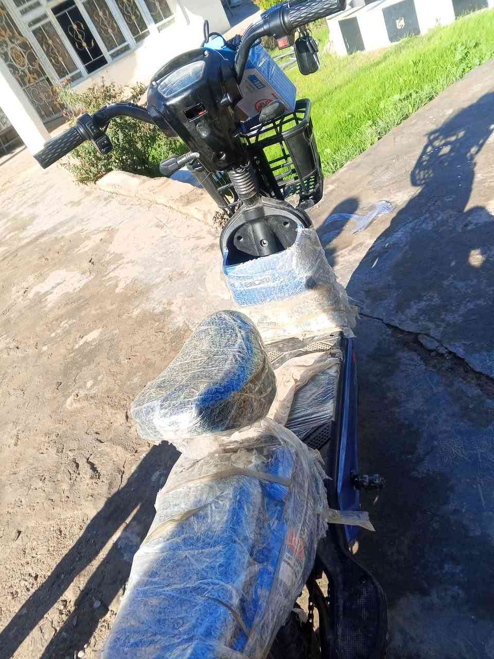 بايسكل شحن للبيع مستخدم 10 ايام جديد نضافه 100٪ حجم 14 السعر 350 بي مجال قليل مكان ديالى الخالص للستفسار اكثر مراسله عل خاص 
رقم هاتف:: ‏‪***********‬‏
