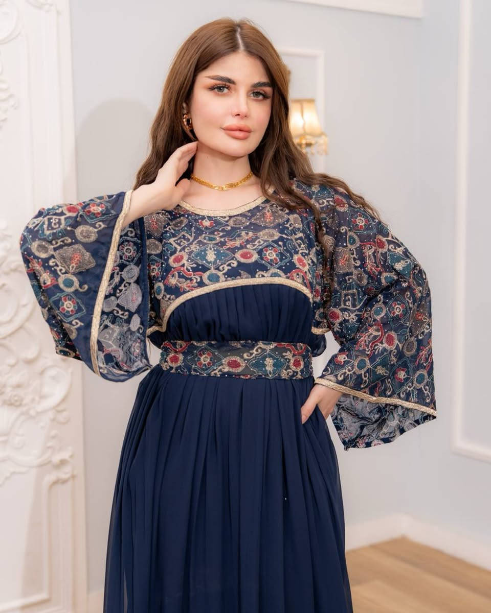 فخامة من أول نظرة 💫
فستان المناسبات والاعراس❤️💍
***********واتساب
