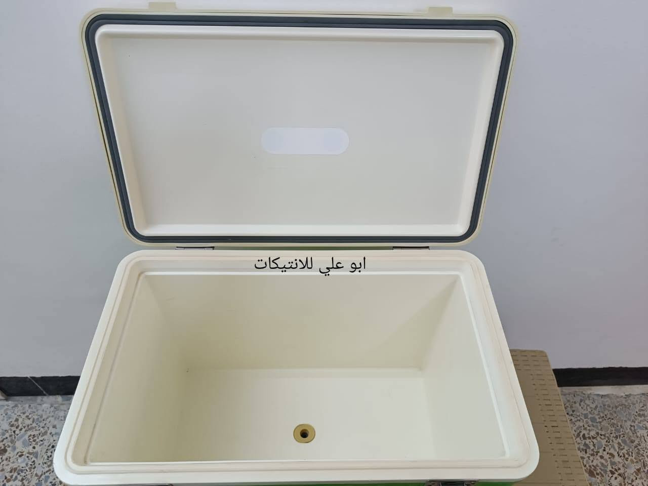 كول بوكس أبو الطاؤوس ياباني حجم 32 نظافة 100%100إستيراد ألأسواق المركزية للتواصل ع الخاص أو على الرقم ***********
