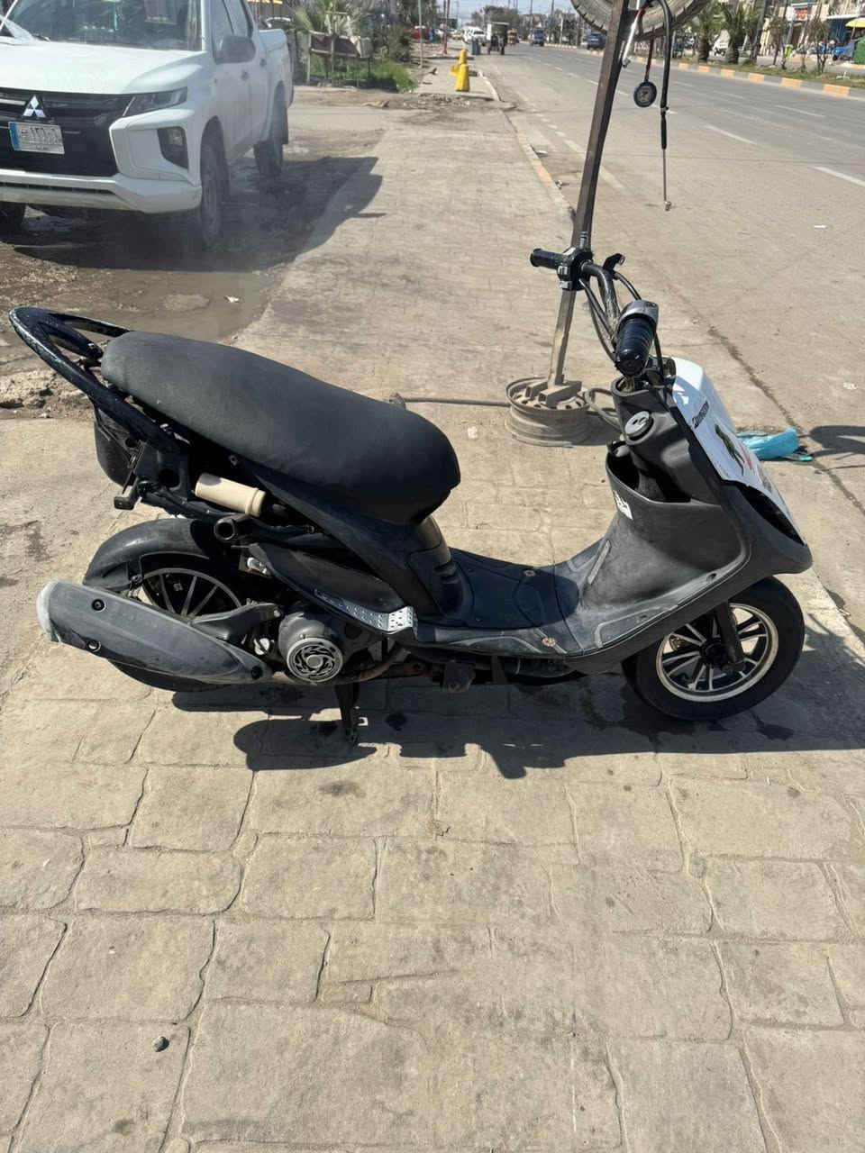 السلام عليكم عدله فول ملاح بلاديه بيها وياله وفلاوين   اصلي دراجه سعرها ٥٥٠ قفل مكاني حي اور بغداد رقمي ***********
