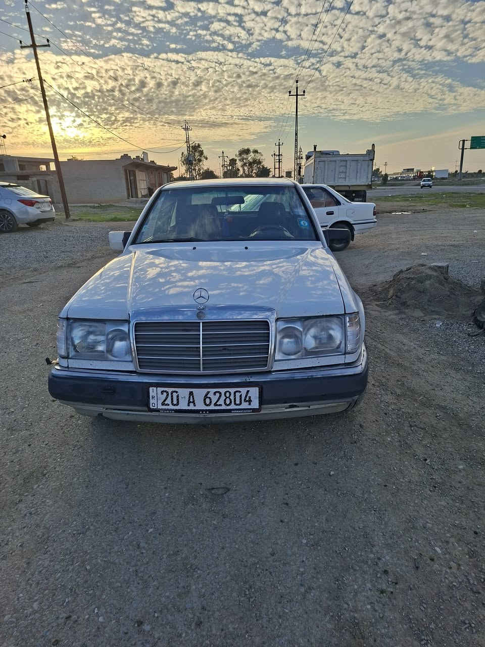 سلام عليكم سياره مارسدس بسمي سنويه 31مكفوله كير مكينه 2500بطه ديلكو قوعد دبلات بلادي شرط قطره خياس مابي مكفولاه كفاله عامه رقم صاحب السياره ***********(***********السعر60
