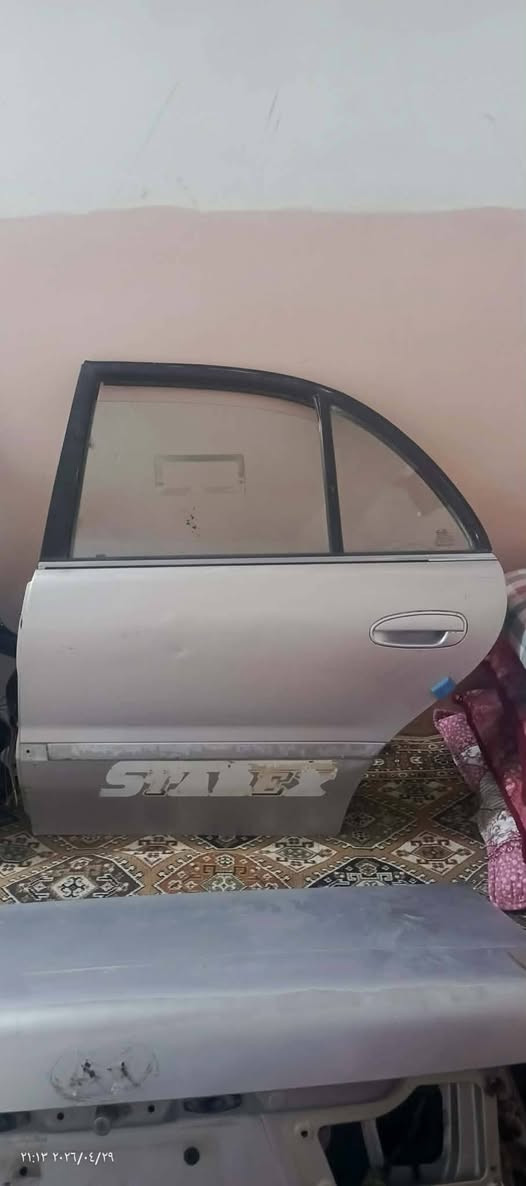 السلام عليكم غراض سوناته تو بيبان 4كاملات بطاين جام شغال زوج جاملاغات. + جنطه جكمجه وعندي غراض نواعم دواخل سياره  مكلف اني بنشر   هاذه رقم صاحب غراض   ***********
