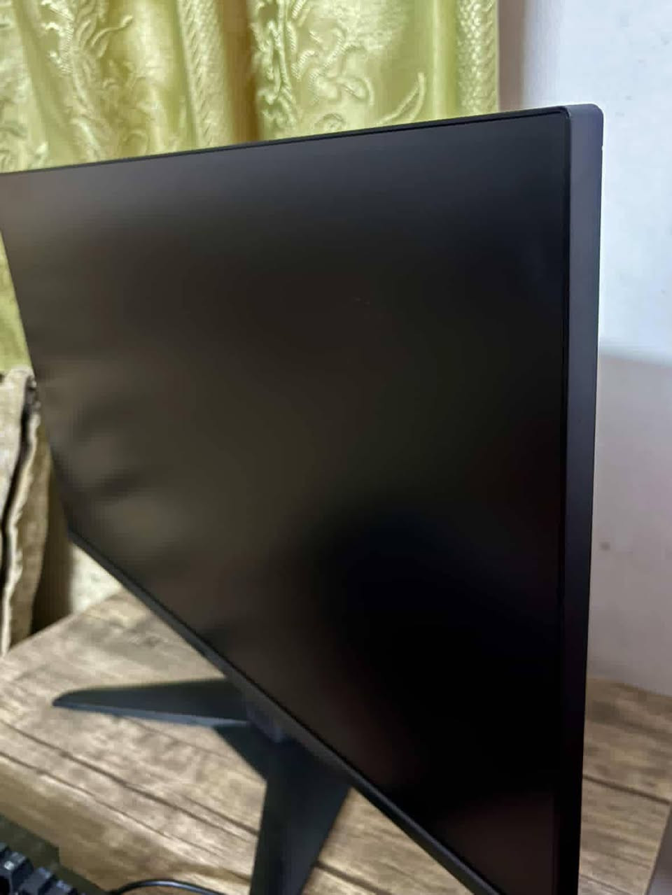 شاشةMSI مستخدمة شهر تقريبا للبيع نظافة 100% 
200hz 2k 
حجم 27
السعر خلي واذا ناسبني نتوكل وشكرا


**إذا كنت صاحب هذا الإعلان وتريد حذفه لأي سبب، رجاءا أرسل رسالة إلى الدعم الفني**