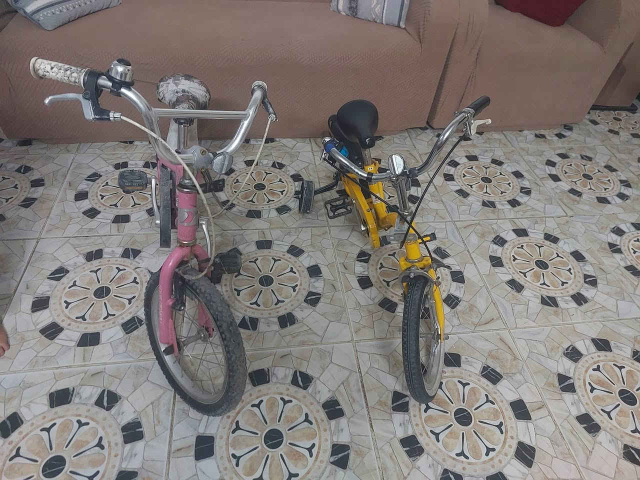 السلام عليكم بسكل كندي حجم 16 باله اصلي بسكل حجم 14 اصلي صيني درجه اولى البيع او مراوس ابياد


**إذا كنت صاحب هذا الإعلان وتريد حذفه لأي سبب، رجاءا أرسل رسالة إلى الدعم الفني**