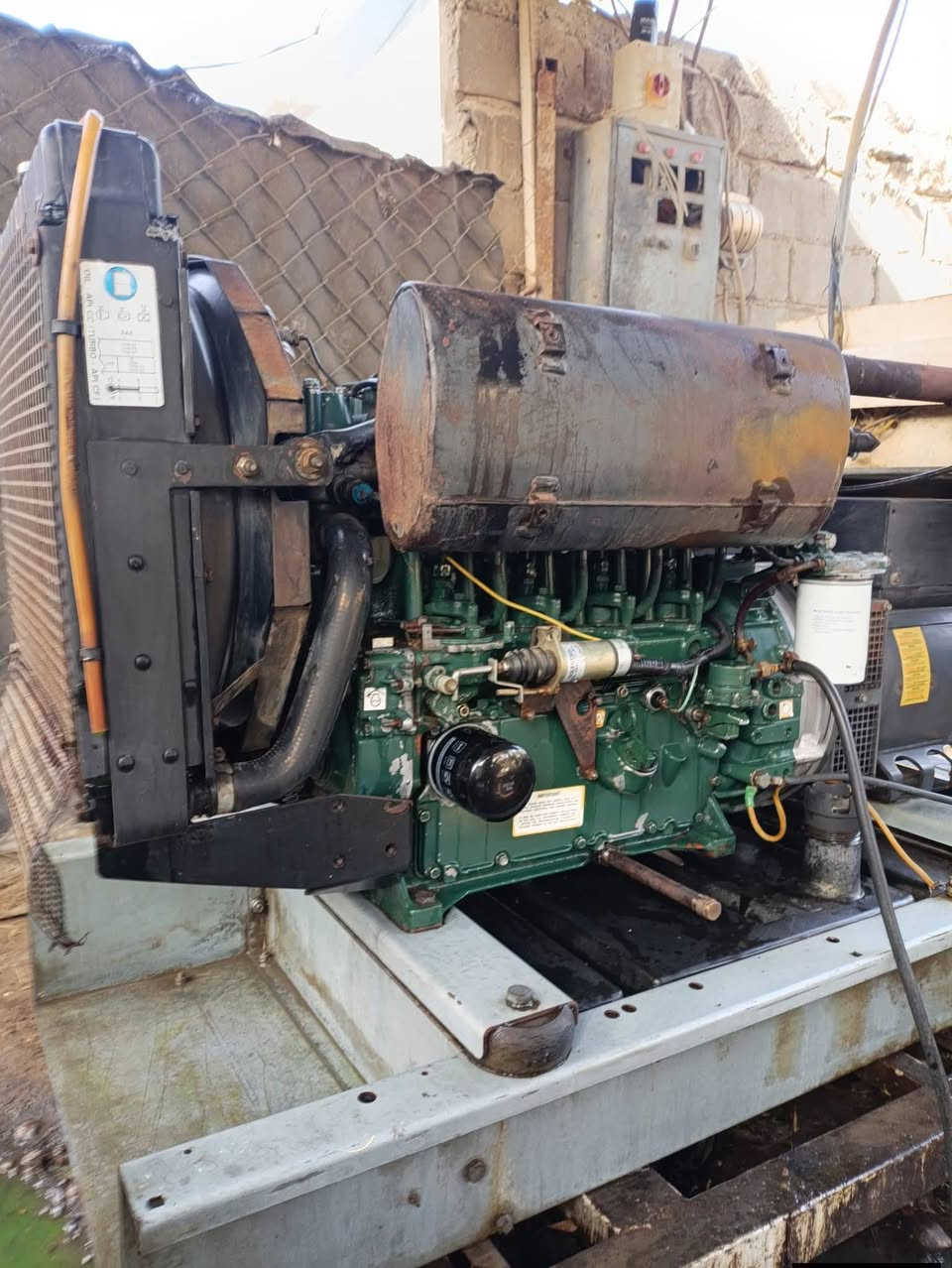 <<للبيع مولد لستر بتر انكليزي محرك لا تنقيص ولا تبخير >>
<راس توليد سنكل 12.5 كيفي 55امبير >

<مولد جاهز شرط الشغل >

<العنوان بابل محاويل >📍

<الاستفسار الاتصال >
***********📞
