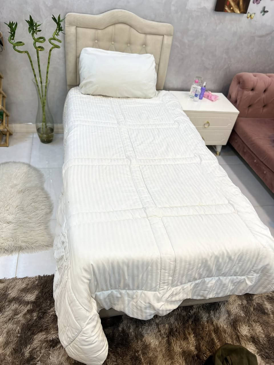 غرفة نوم للبيع صناعه تركي🇹🇷(( عدد 6 قطع )) نضافه واضحه بل صور سعر ((530)) تواصل واتساب (((***********)))
