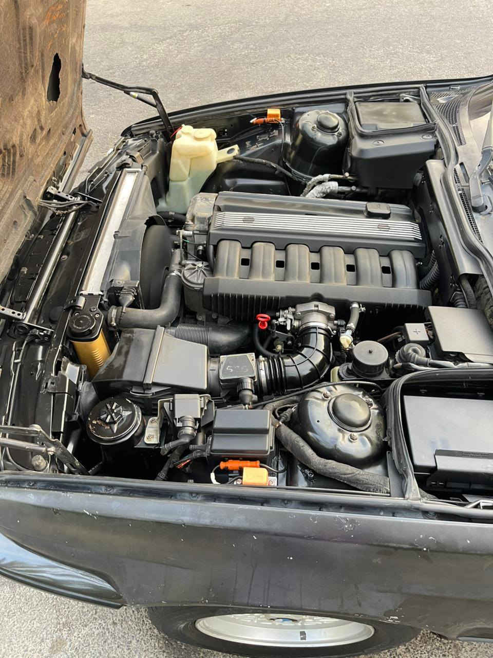 السلام عليكم وينهم الرحاله BMW 525i ستيشن شباب ماتريد أطول عليكم سياره وكاله كله شغال ومكفول ترايك دوله مو محافضه رقم بغداد بأسمي مكاني بغداد العبيدي  السعر 58 شباب سياره جانت متروكه وجارده ***********
